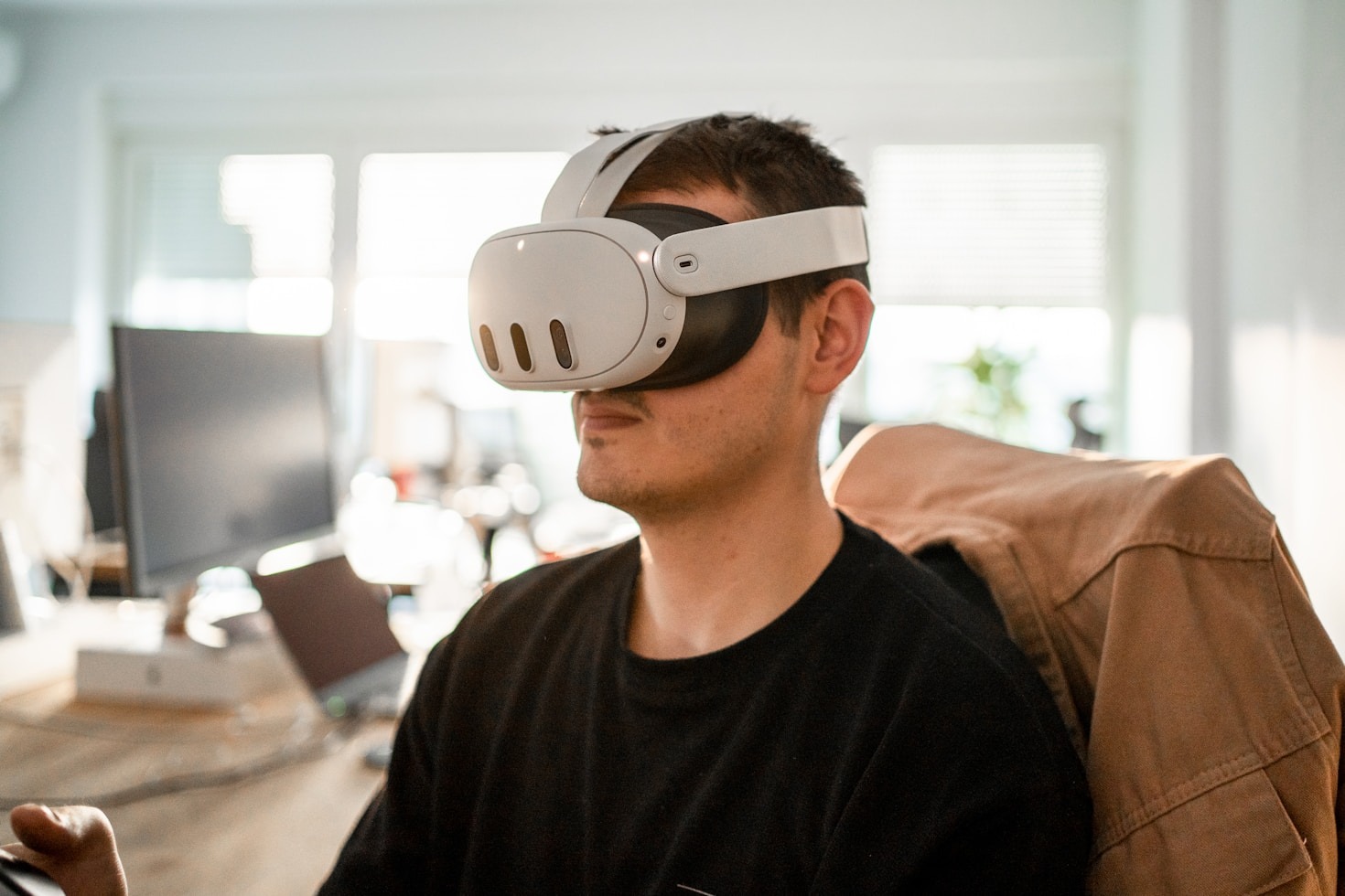 Revolutionizing Digital Interaction Through AI Glasses